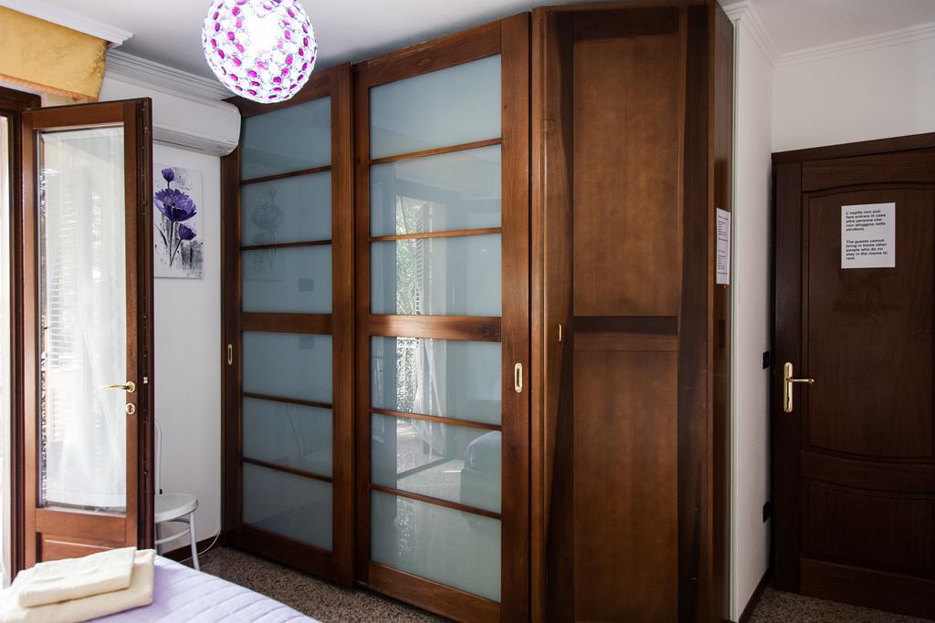 Affittacamere Acquamarina Oristano Habitación foto